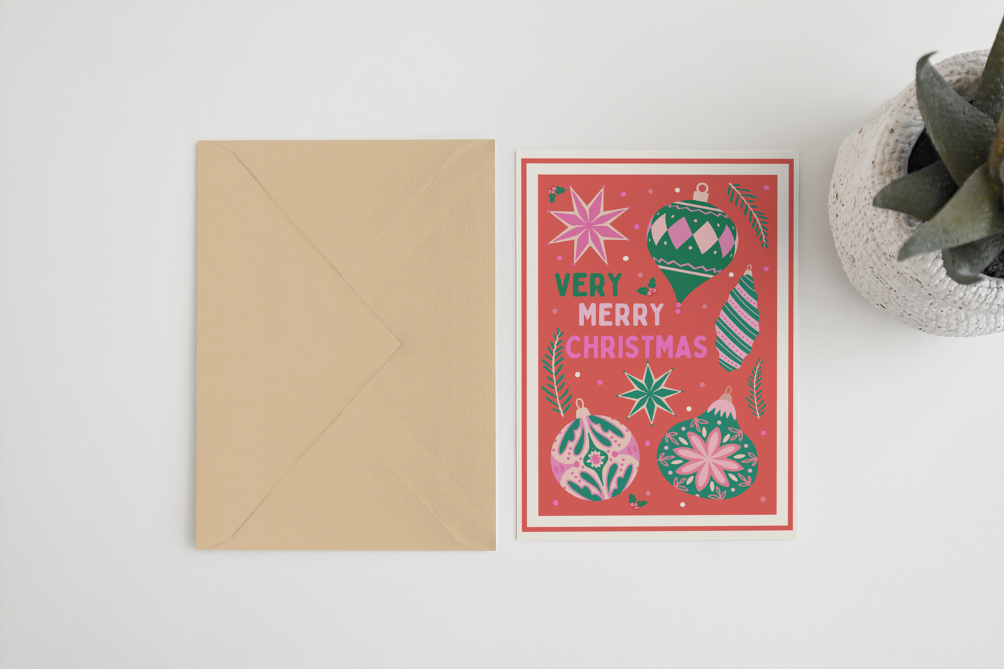 Very Merry Christmas A6/5x7 Christmas card: Card Clasp (Plastic Free) / A6
