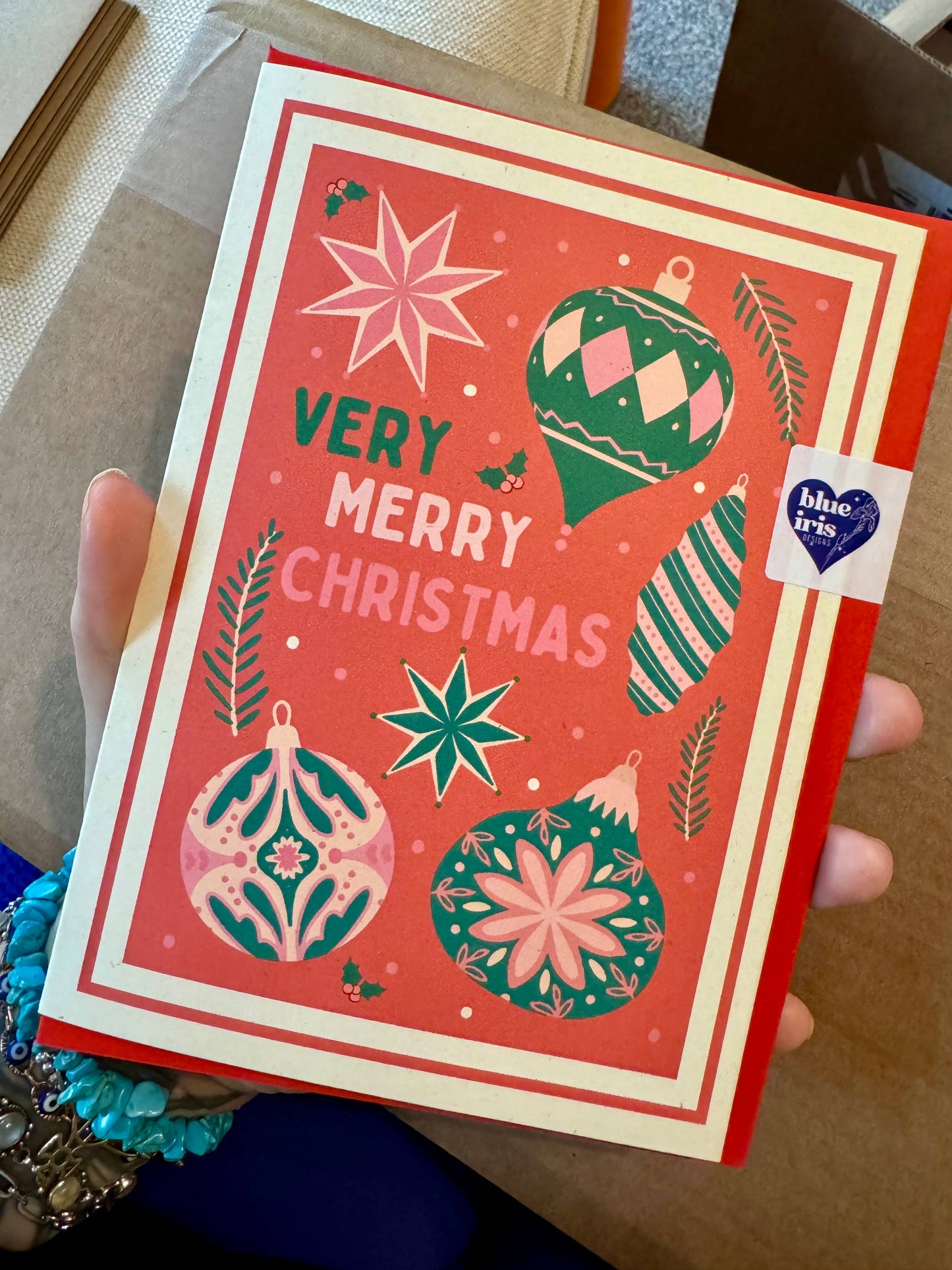 Very Merry Christmas A6/5x7 Christmas card: Card Clasp (Plastic Free) / A6