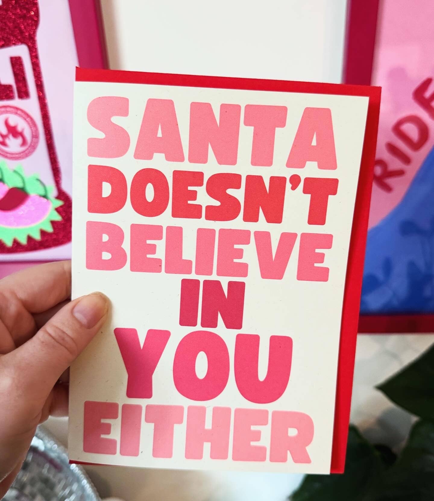 Santa doesn’t believe in you either A6/5x7 Christmas card: Card Clasp (Plastic Free) / A6